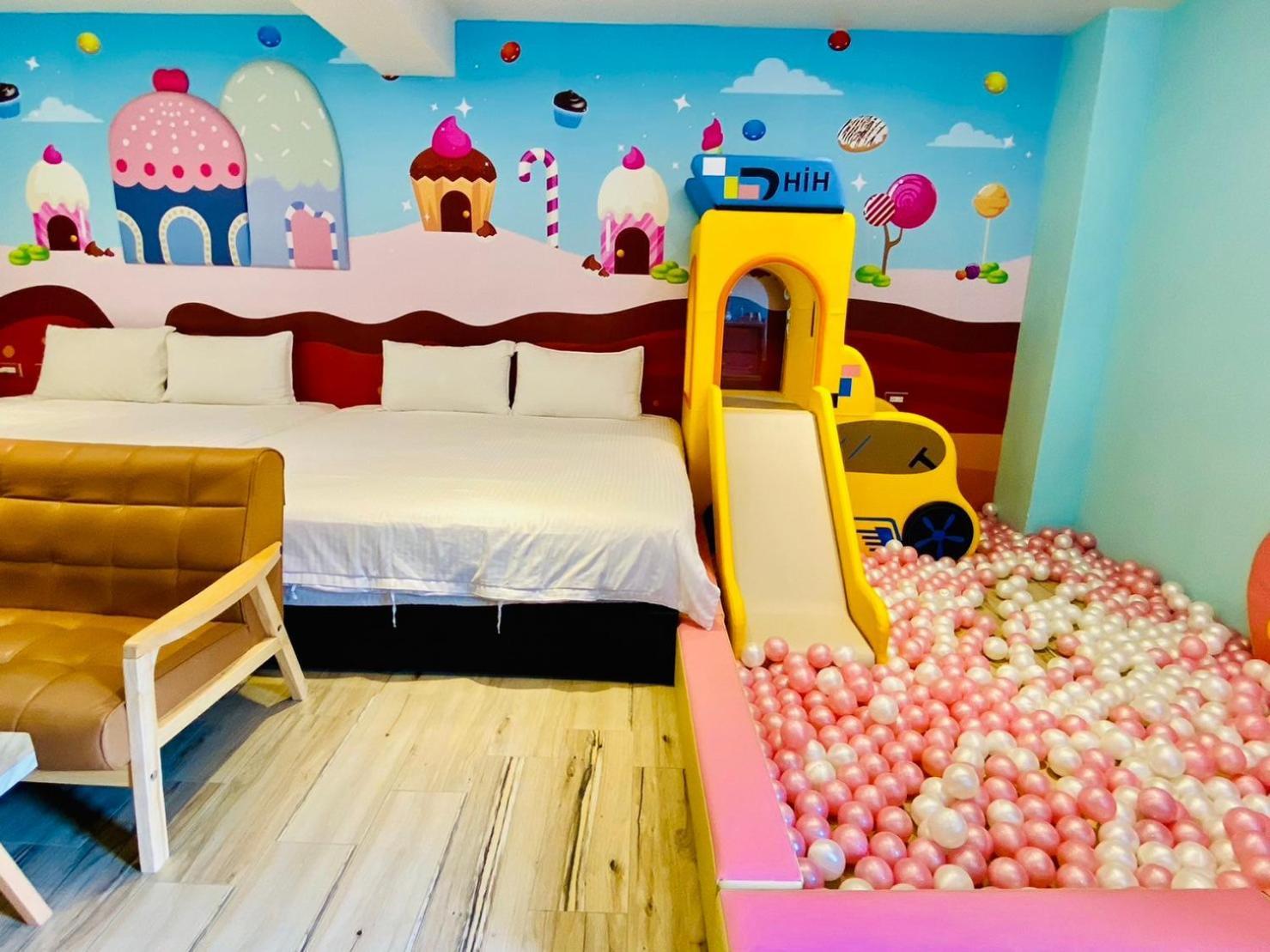 Have Fun Hotel Luodong Exteriör bild